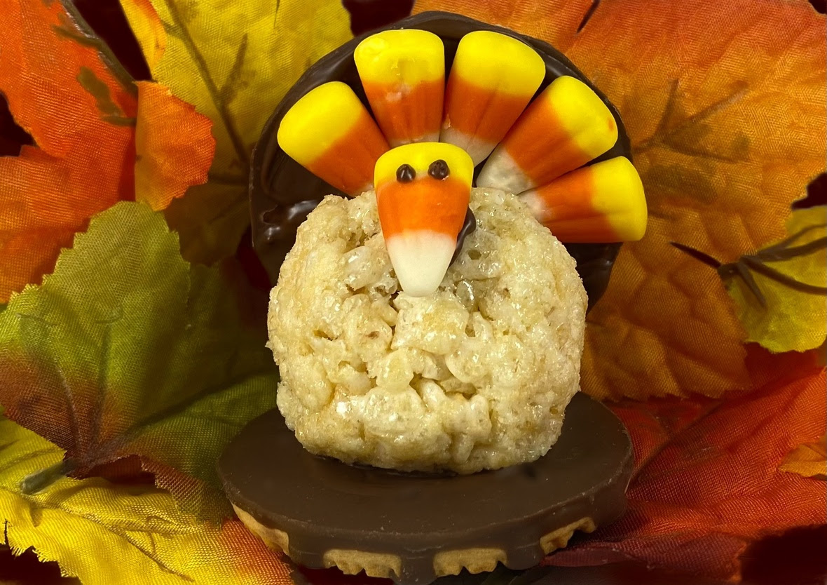 picture of the assembled 3-D turkey treat made by The Baking Coach
