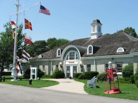 photo of Long Island Maritime Museum