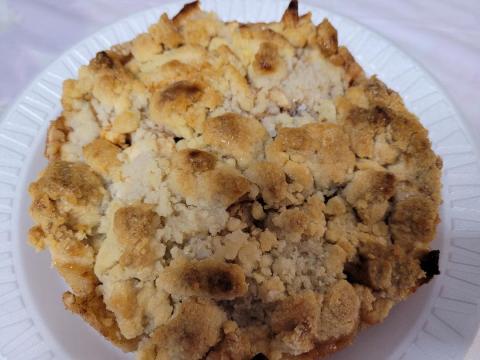 Crustless Apple Crumb Pie 
